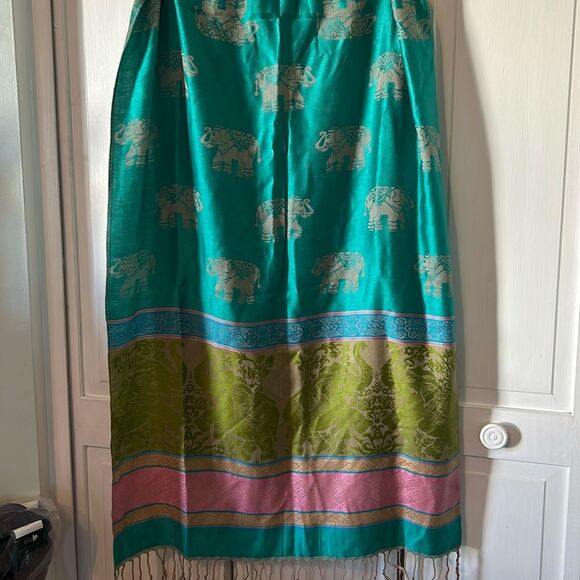 Bright and Fun Elephant Pashmina scarf wrap - 100% Cashmere - Picture 1 of 9